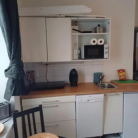 Cute Flat At Rock Of