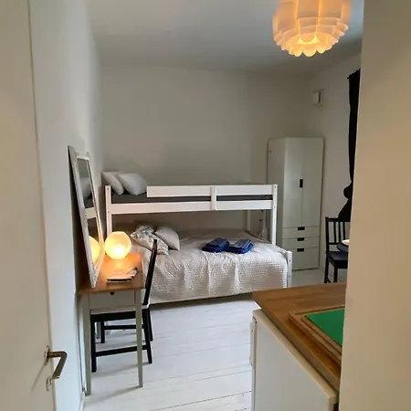 Apartment Cute Flat At Rock Of